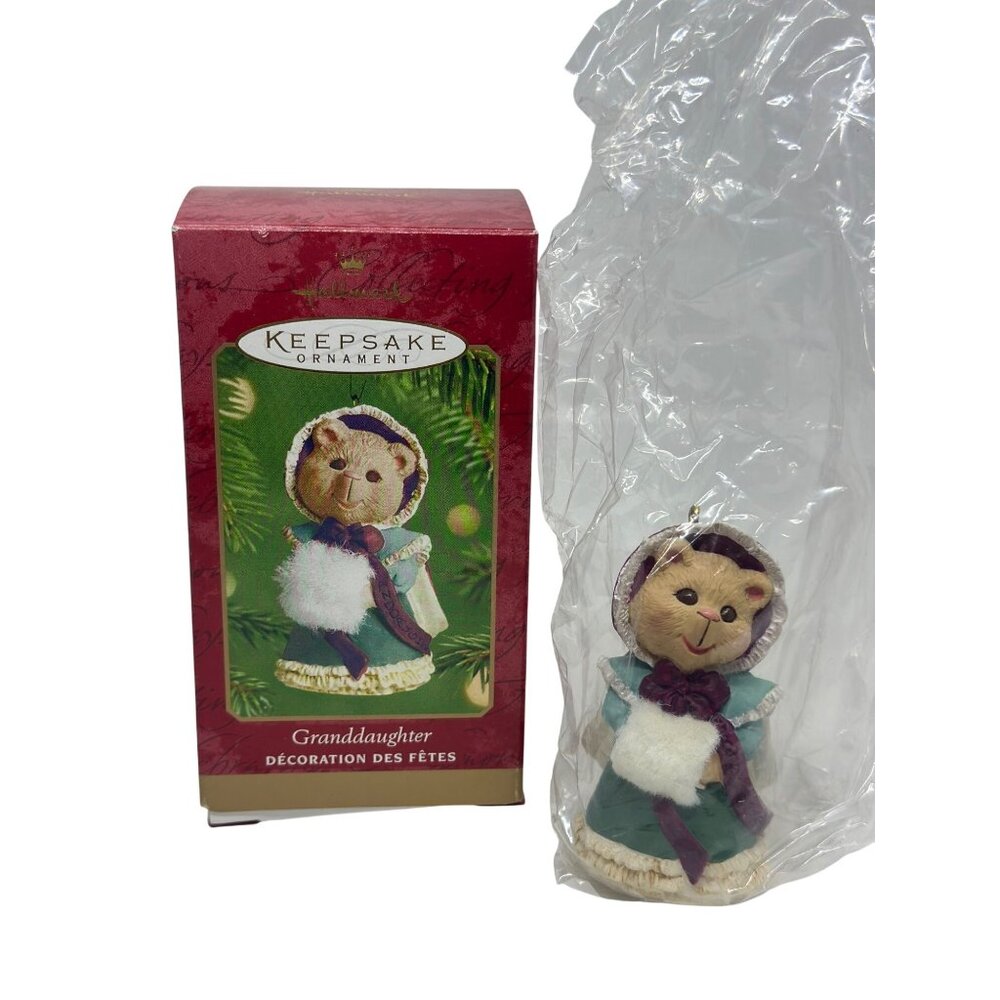 VTG 2001 Hallmark‎ Keepsake Ornament Granddaughter 2.75" Christmas Seasonal Bear